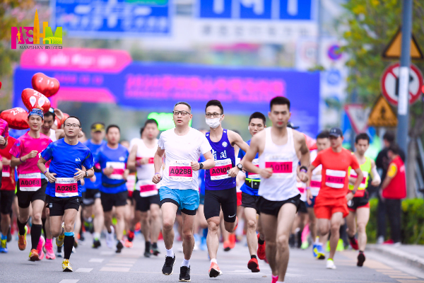 鳴槍開跑的選手.jpg