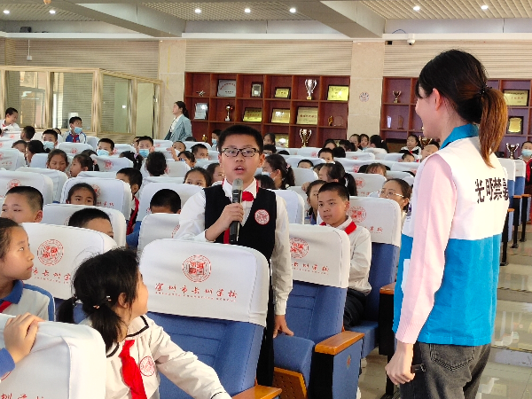 學生發(fā)言 (2).jpg