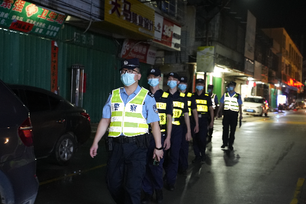加強轄區重點區域巡邏.JPG